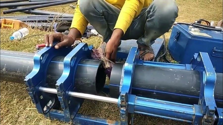 HDPE pipe fusion jointing